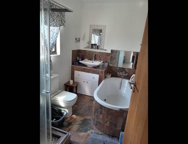 3 BEDROOM HOUSE FOR SALE IN ORANJEVILLE